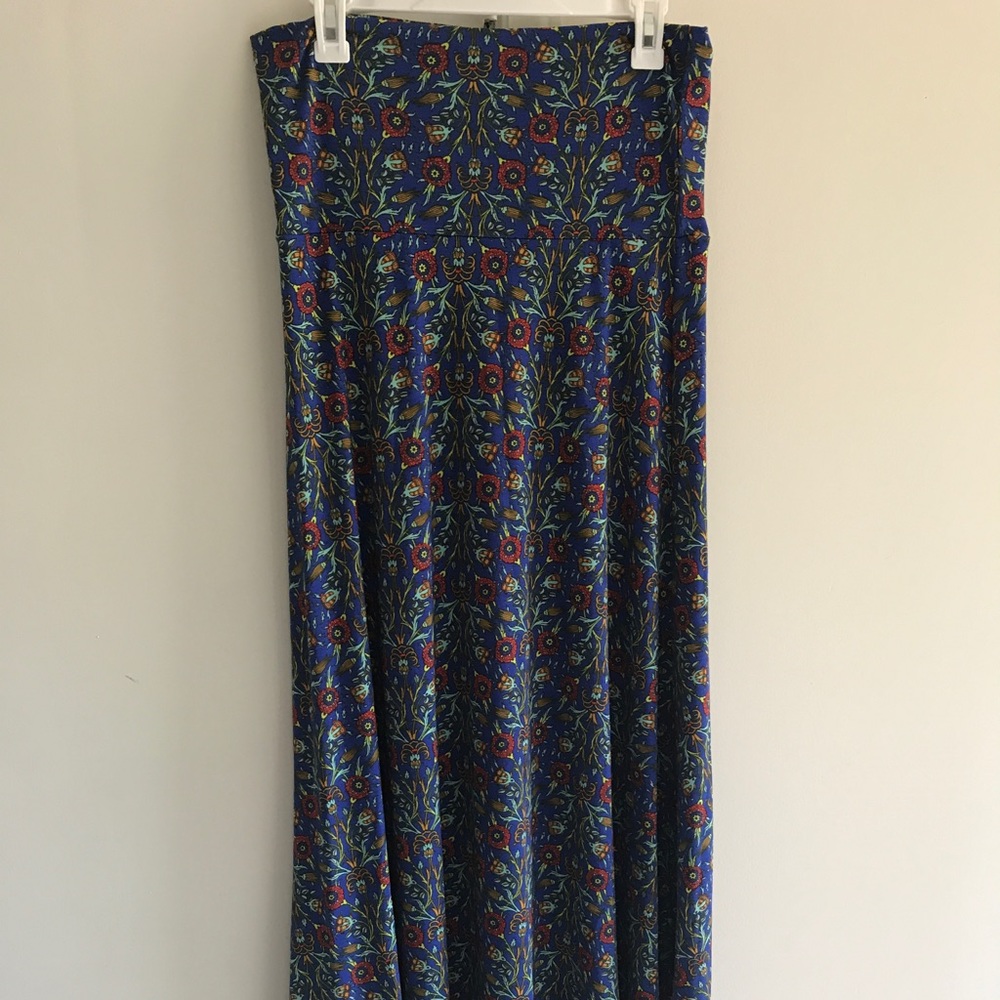 Lularoe Maxi size Medium like new, worn once!